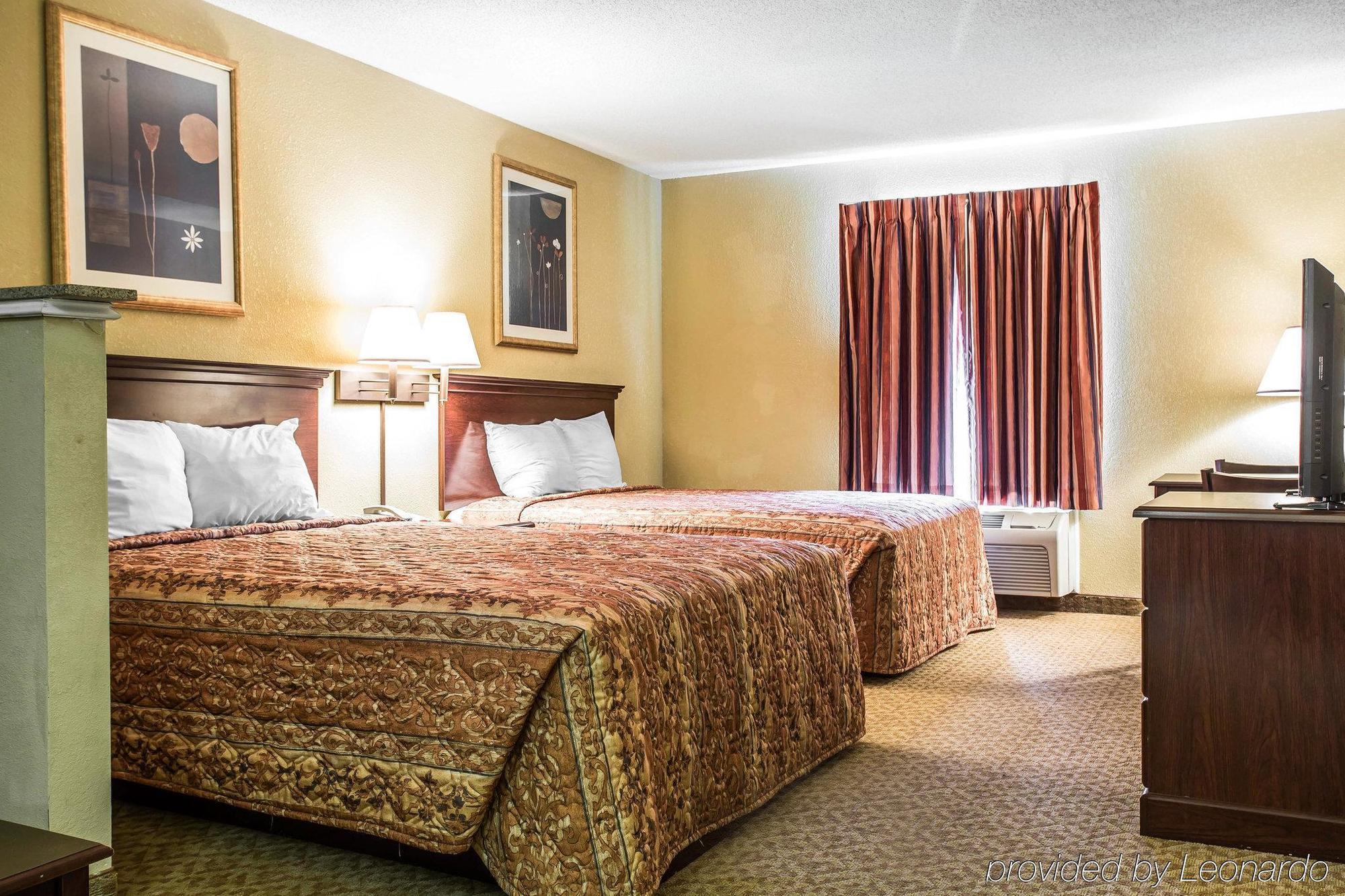 Rodeway Inn Forest Park Exterior foto
