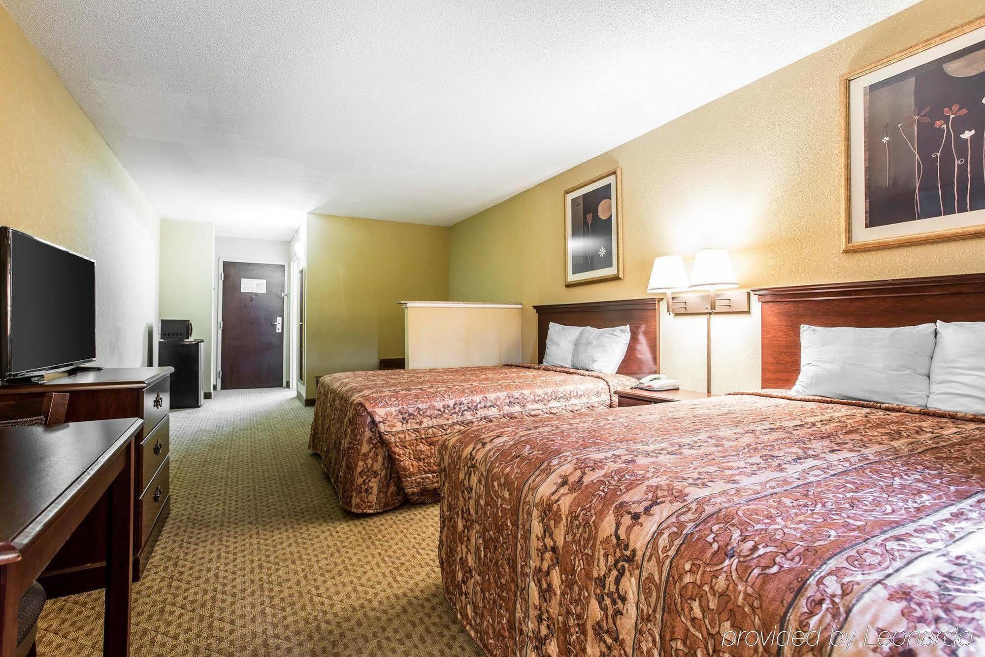 Rodeway Inn Forest Park Exterior foto